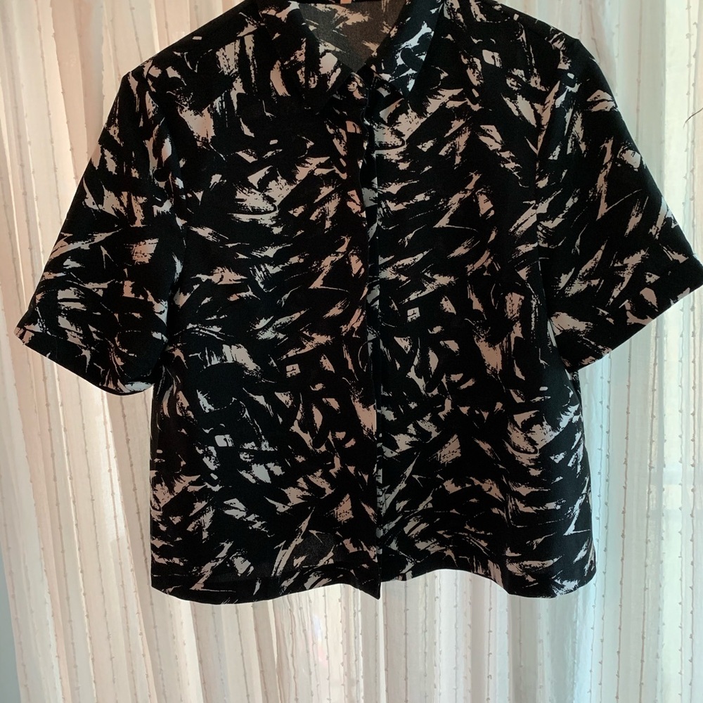 Cropped Blouse - Picture 4 of 4